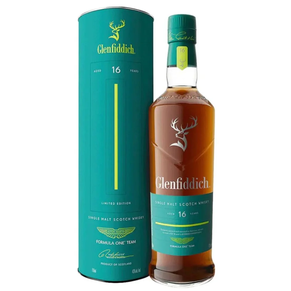 Glenfiddich & Aston Martin Formula One™ Team 16y 0,7l 43% L.E. Tuba / Rok lahvování 2025
