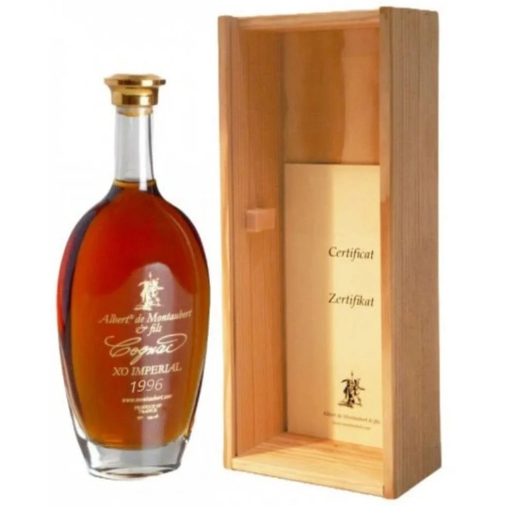 Albert de Montaubert XO 1986 0,7l 45% Dřevěný box