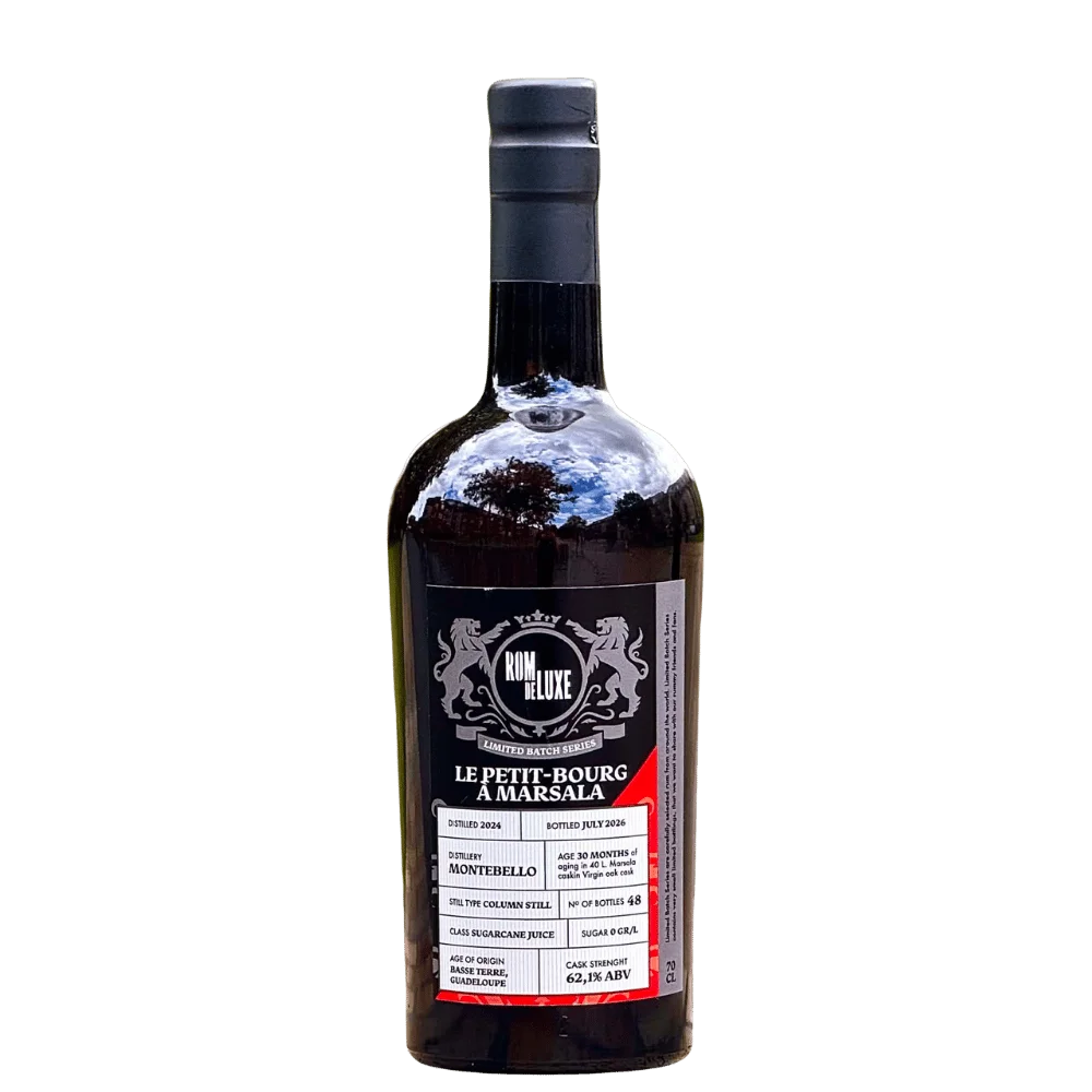 Rom De Luxe Le Petit-Bourg à Marsala 2024 0,7l 62,1% L.E. / Rok lahvování 2026